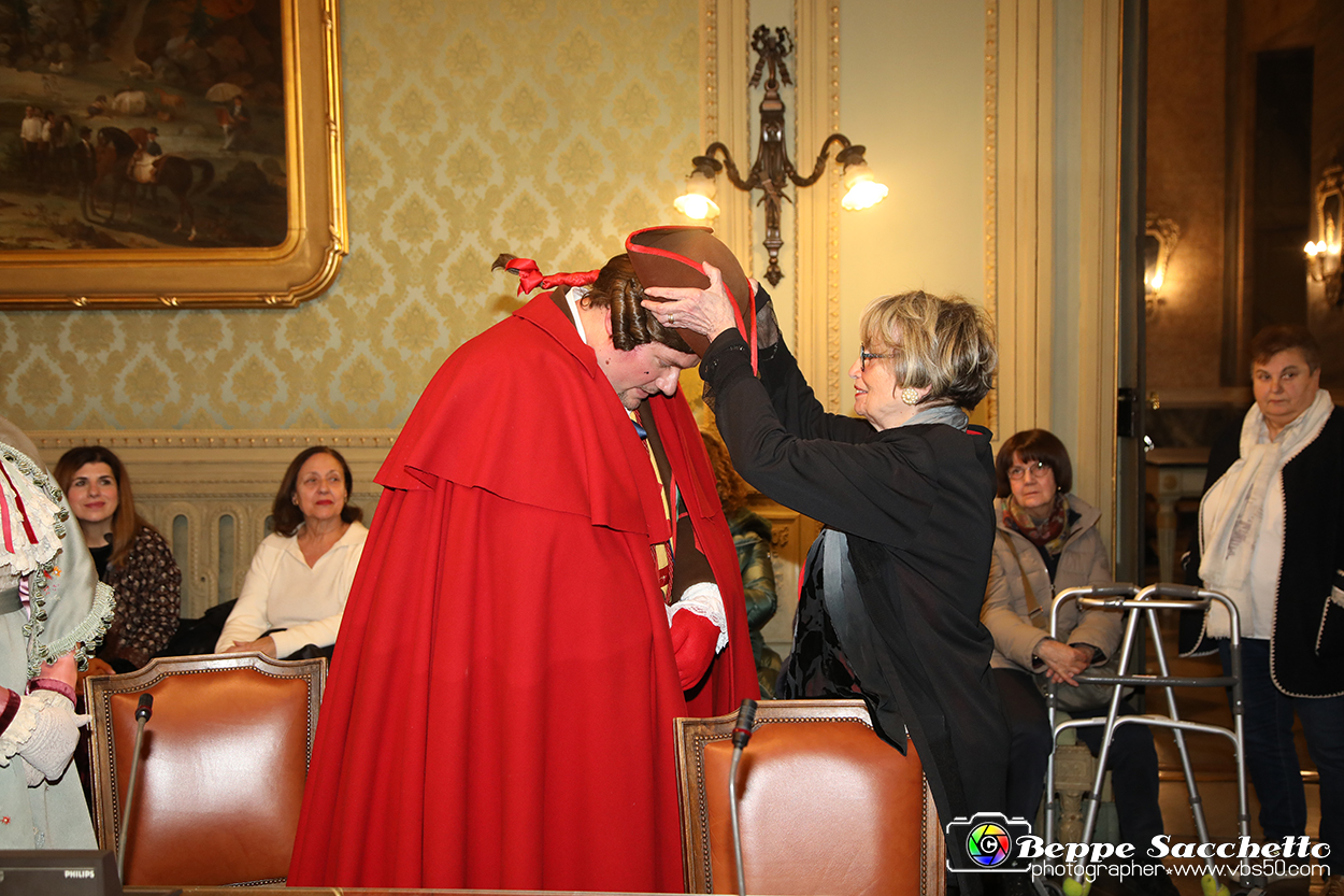 VBS_3604 - Investitura Ufficiale Gianduja e Giacometta Famija Turineisa - Carnevale di Torino 2024.jpg